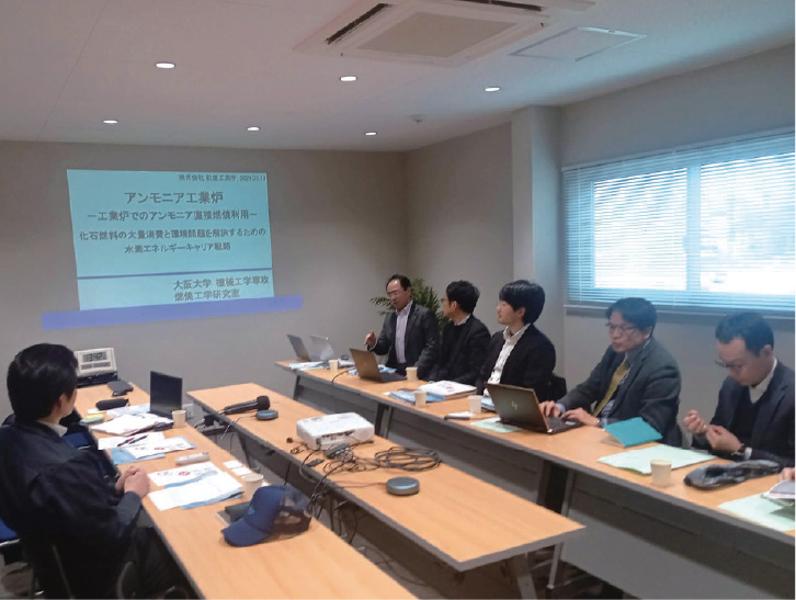 カーボンニュートラル実現、産学連携の様子